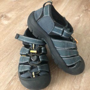 KEEN Kid’s Sandals Size 13